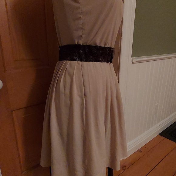 Calvin Klein Dress with belt - Picture 4 of 17